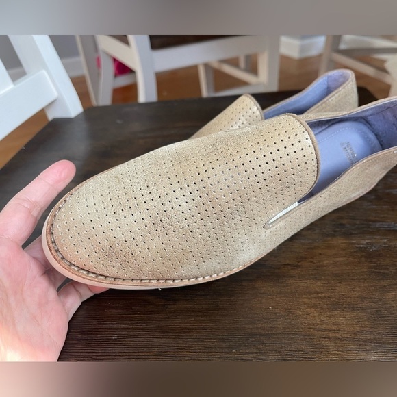 Johnston and Murphy perforated loafers - Picture 4 of 10